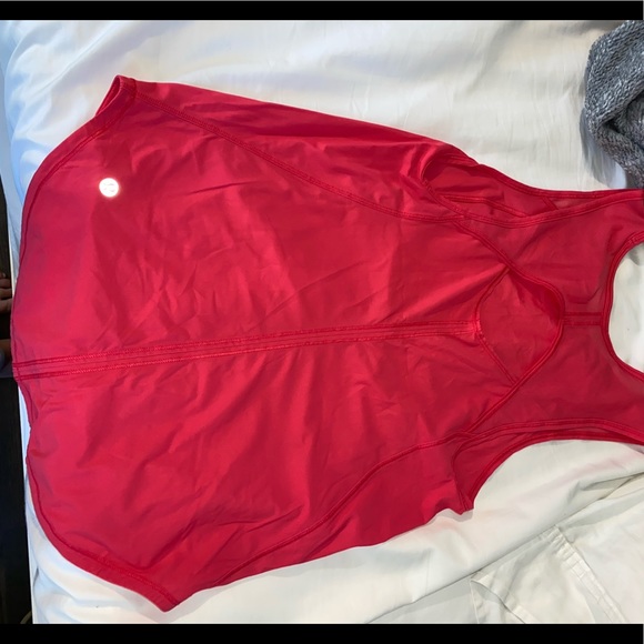 Lululemon tank - Picture 2 of 3